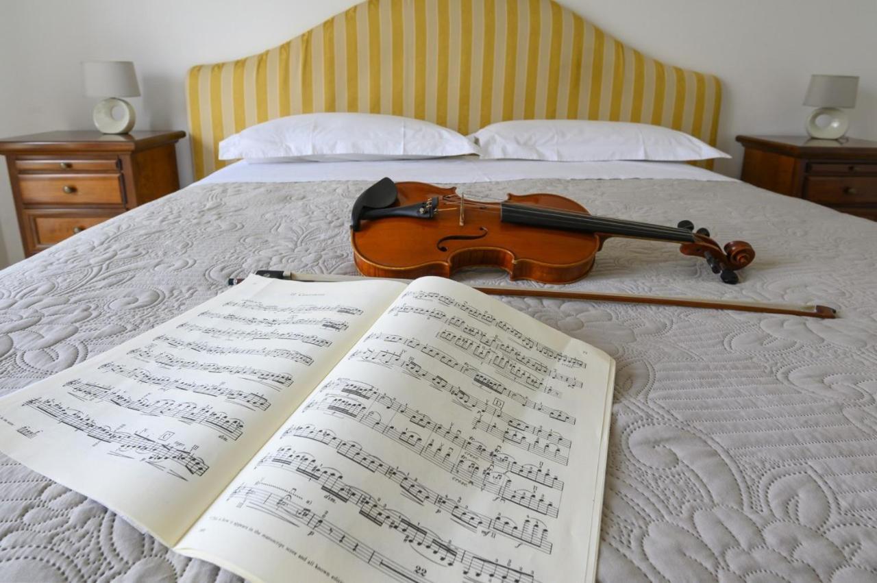 Violinist'S House Apartment Sorrento Exterior photo