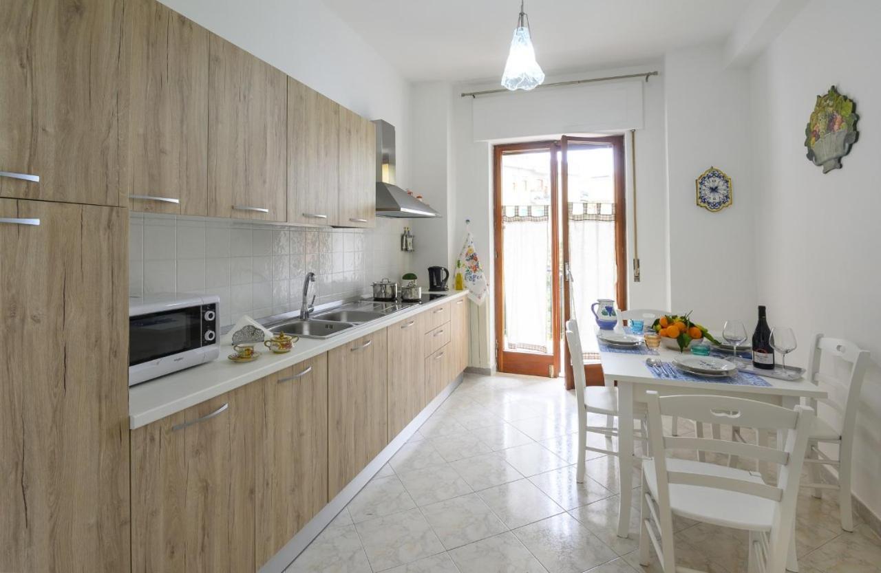 Violinist'S House Apartment Sorrento Exterior photo